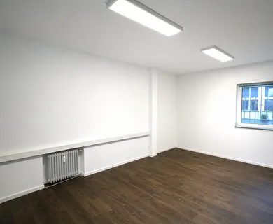 Provisionsfreies EG-Büro (64 m²) mit Lageroption in Ratingen-West