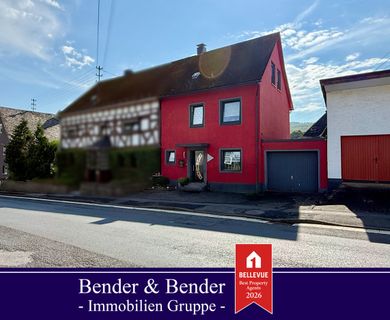Wohlfühlen in zentraler Lage – gepflegte Doppelhaushälfte mit Garten und Terrasse!