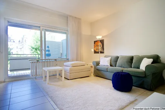 Attractive apartment with balcony, enjoying a quiet location near the headquarters of Metro and Douglas. Optional parking space.