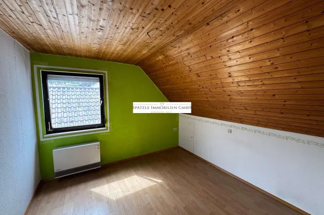 Schlafzimmer DG