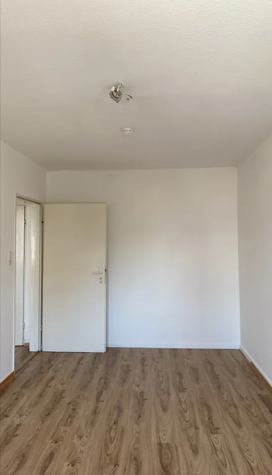Charmante 2-Zimmer-Wohnung mit sonnigem Balkon - Foto 3