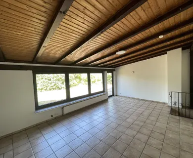 Charmantes Altbauhaus mit Garten und Carport - Photo 3
