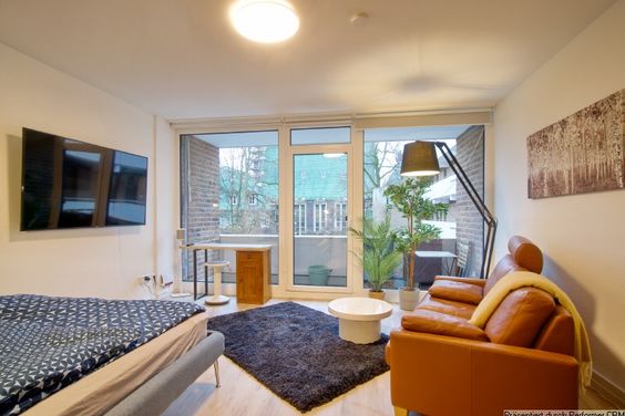 Modern möbliertes Apartment mit Balkon und PKW-Stellplatz in Düsseldorf Oberkassel.