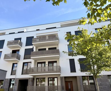 Geräumige 4 ZI. Wohnung im Belsenpark Oberkassel