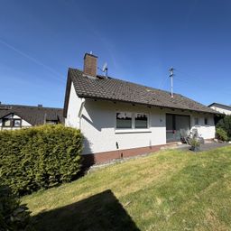 Gepflegtes Einfamilienhaus mit Garten in guter Lage, zwischen Wissen & Betzdorf!
