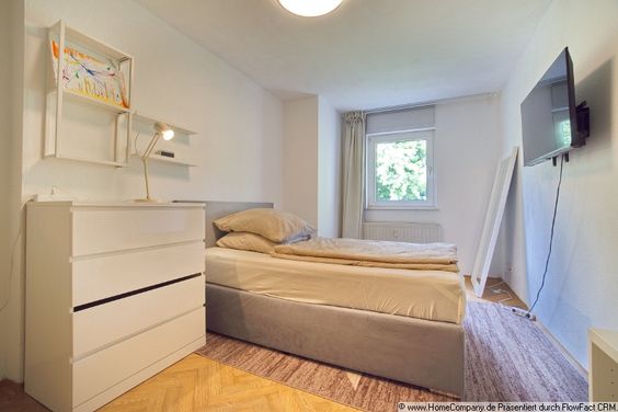 Haus-im-Haus-Gefühl am Dortmunder Hafen – Möbliertes Apartment mit separatem Eingang und Blick ins Grüne
