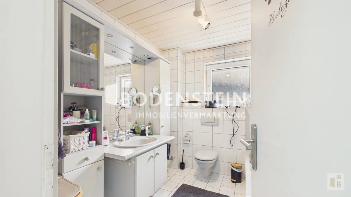 Wohnung EG Badezimmer