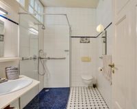 Badezimmer 2