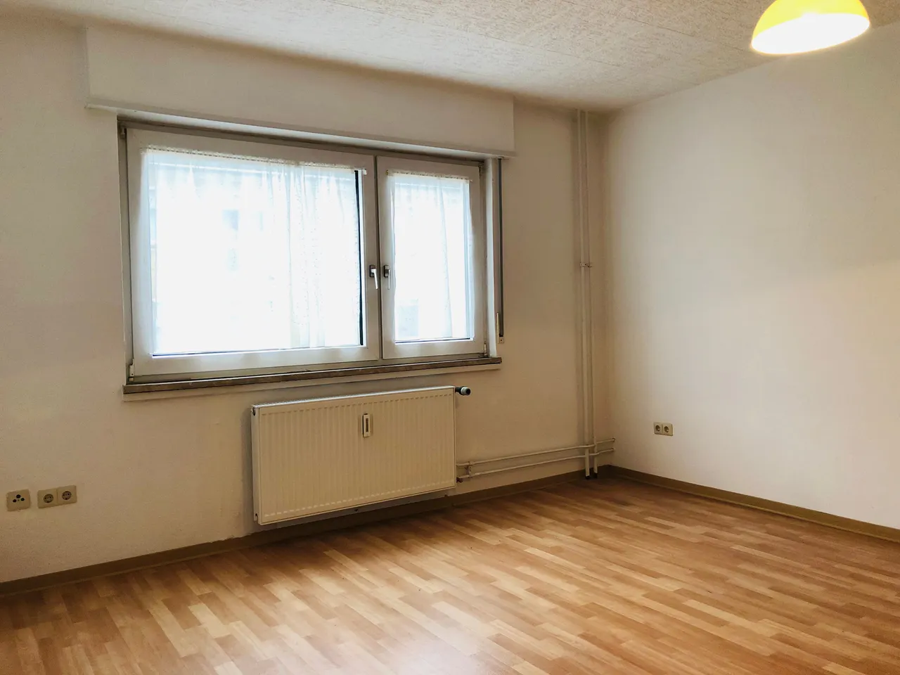 Wohn- Schlafzimmer