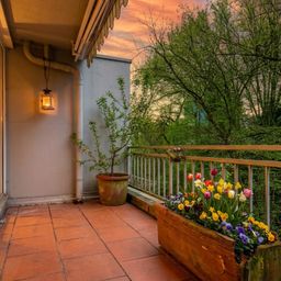 ETW MIT TOLLEM BALKON + AUFZUG IN DÜSSELDORF-FLINGERN/DÜSSELTAL!