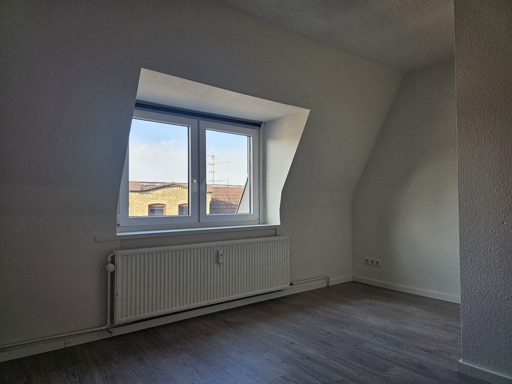 Wohnzimmer, Haus 17, DG-WHG rechts, Bild 1