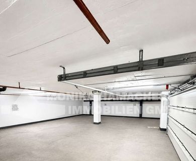 Abgeschlossene Tiefgarage mit eigenem Tor – 10 Stellplätze in zentraler Lage Bensberg