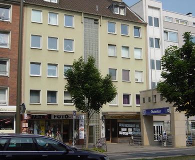 Helle Citywohnung in der Weißenburger Straße 6, Ecke Kaiserstraße, Balkon