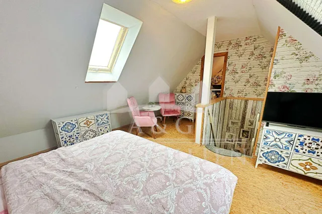 SCHLAFZIMMER II. WOHNHAUS DG