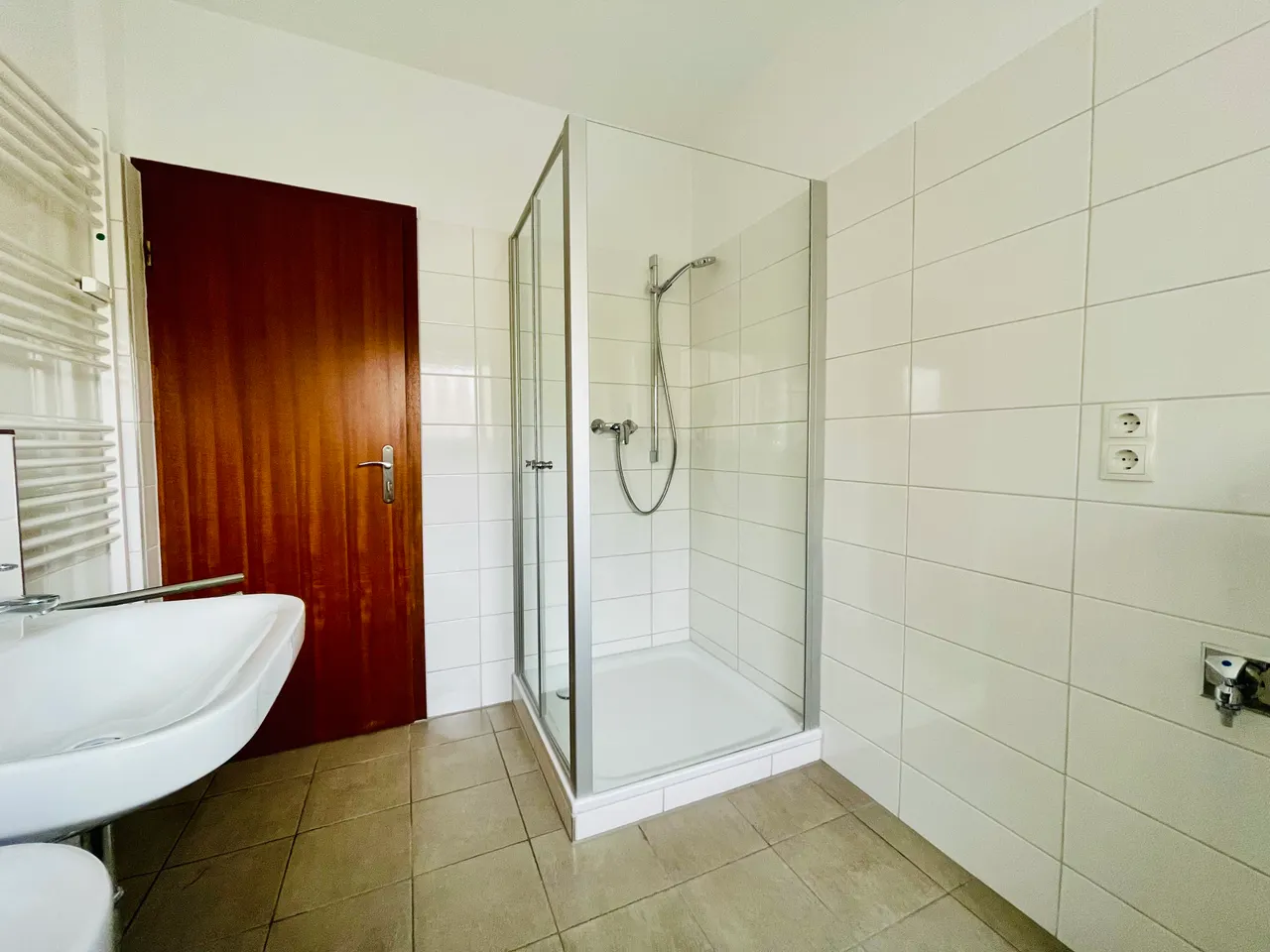 MA-Feudenheim – Renovierte 3 ZKD/Balkon-Erdgeschosswohnung - Photo 3