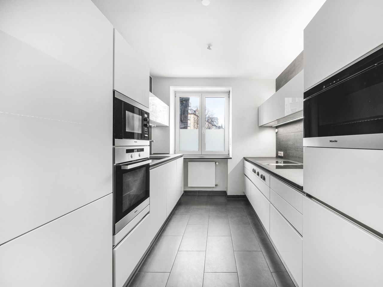 Vollausgestattete Einbauküche