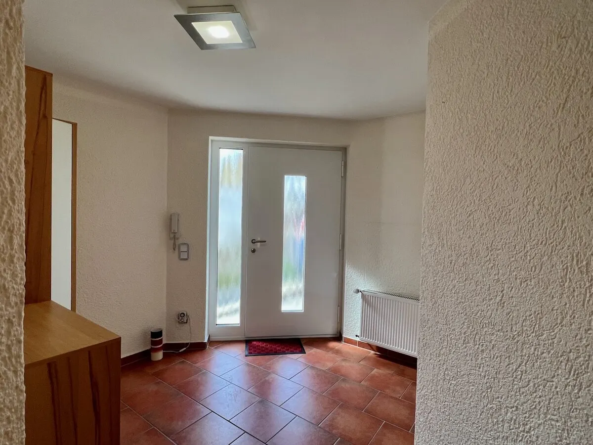 EG | Wohn- und Esszimmer | Blick zur Küche