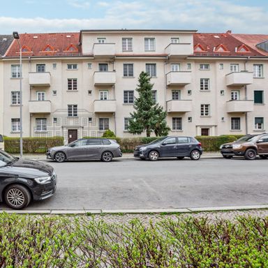 Attraktive 3-Raum-Wohnung mit zwei Balkonen