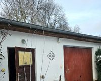 Nebengebäude mit Garage