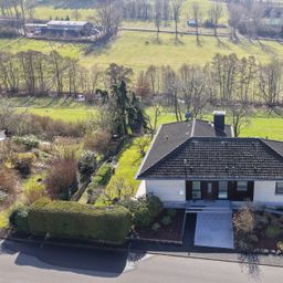 Hachenburg Stadtrand! Top gepflegtes + 2015 umfangreich modernisiertes Wohnhaus inkl. Weitblick!