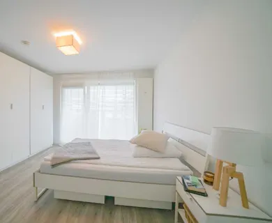 Wohnen in zentraler Lage: Moderne 2-Zimmer-Wohnung mit Balkon und EBK! - Photo 2