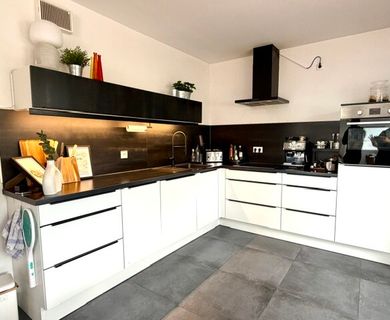 Großzügige 2-Zimmer-Wohnung im 2.OG mit schönem Balkon und Pkw-Stellplatz - Foto 4