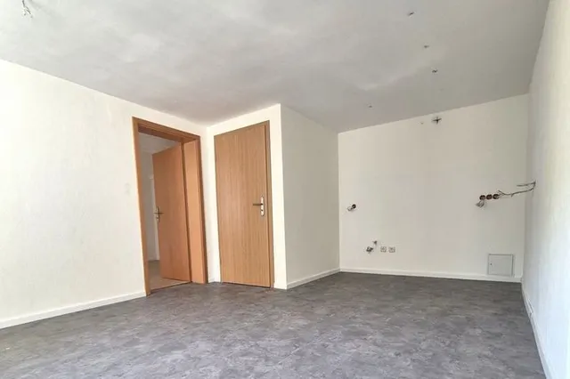 Große, helle Küche