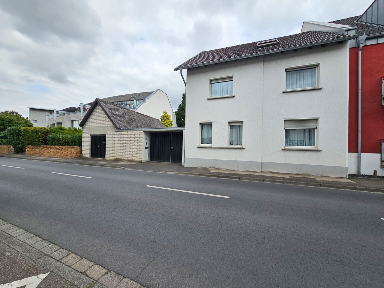 Straßenansicht