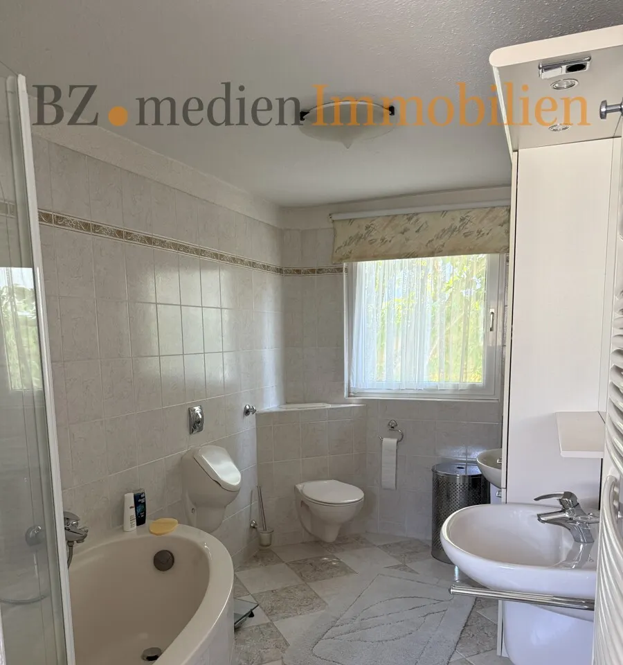 Badezimmer EG