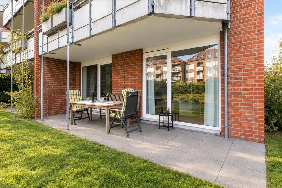 Die großzügige Terrasse