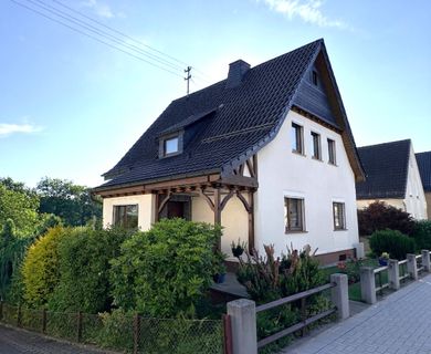 Gemütliches Einfamilienhaus mit Garten in begehrter Lage, mit toller Weitsicht!