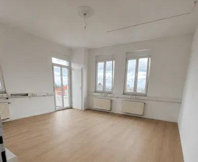 Haus in Haus! Zentrale 3- Zimmerwohnung mit Dachterrasse - Photo 5