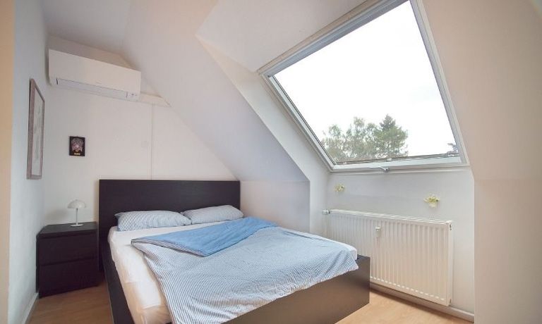 Schlafzimmeransicht3