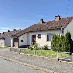 Wohnen mit vielen Möglichkeiten – Einfamilienhaus mit Einliegerwohnung!