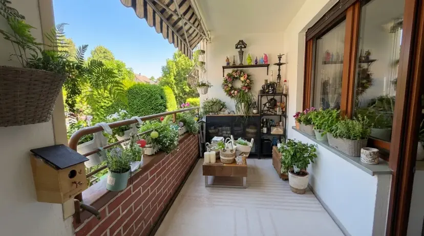 Immobilienmakler in Düsseldorf - Titel 2 Balkon