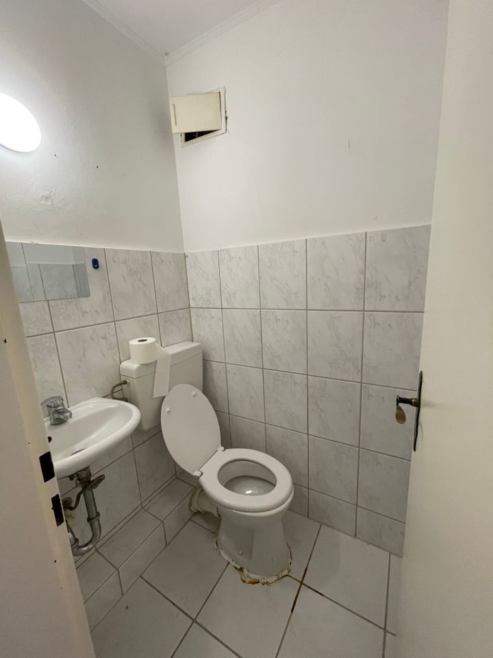 Großzügige 4-Zimmer-Wohnung mit viel Potenzial - Photo 3