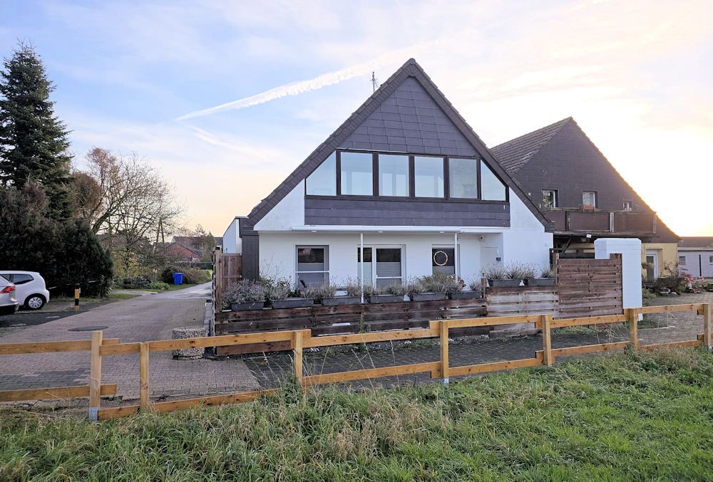 Wohnen mit guten Aussichten  Traumhaus sucht Lieblingsmenschen.