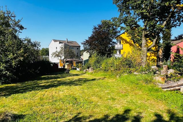 Rückansicht mit Garten