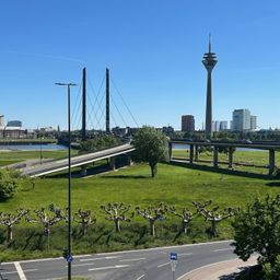 Einzigartige Immobilie (Baudenkmal) in begehrter Lage von Düsseldorf Oberkassel