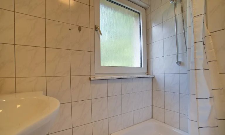 Badezimmeransicht3