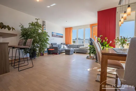 ***Ankommen und Wohlfühlen! Modern möblierte 4-Zimmer-Wohnung mit Balkon in Riem