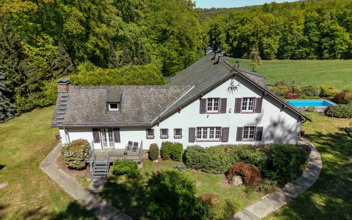 Stilvolles Landhaus in idyllischer Alleinlage, ruhig und einzigartig in Kamp-Bornhofen!