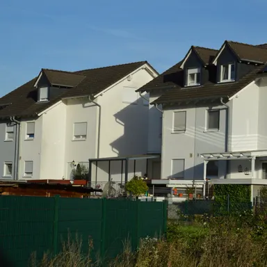 Doppelhaushälfte Top Lage! Direkt in Erlensee, schöne Aussicht! Zentrale Lage!