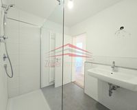 Badezimmer Ansicht 2