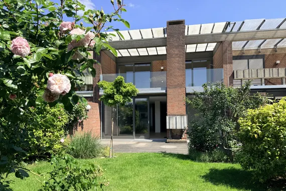 Stilvolles, top saniertes Haus mit Kamin, Sauna und Westgarten!