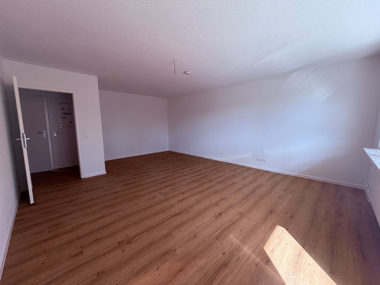 Charmante, sanierte Etagenwohnung in Barsinghausen – modernes Wohnen auf ca. 45 m² - Foto 2