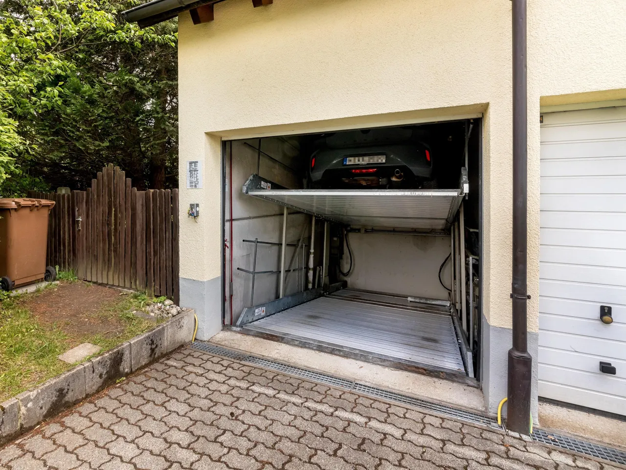 Garagenstellplatz