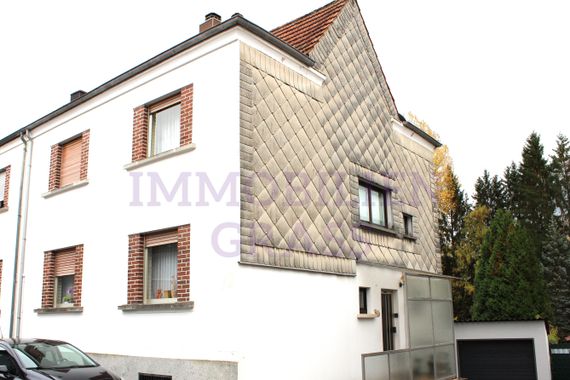 SEHR GEPFLEGTES EINFAMILIENHAUS IN GUTER WOHNLAGE VON ST. INGBERT - ROHRBACH