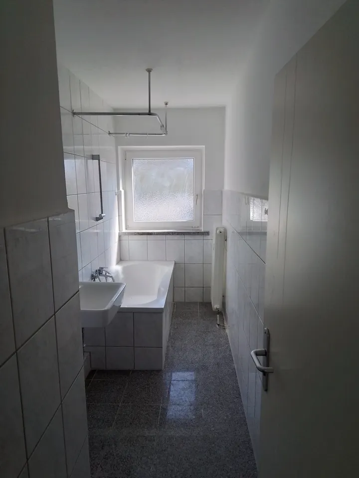 Ihr neues Zuhause: Stilvolle 4-Zimmer-Wohnung zum Wohlfühlen - Foto 5