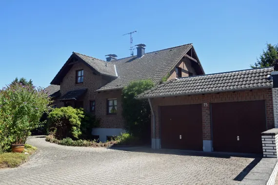 Wohnen im ehemaligen Forsthaus in naturberbundener Lage von 41334 Nettetal Hinsbeck in Seenähe